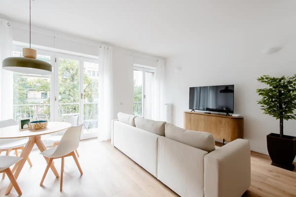Luxury 2 Bedroom Apartament, Close To San Siro, Fiera And 10 Min Metro To Duomo Μιλάνο Εξωτερικό φωτογραφία